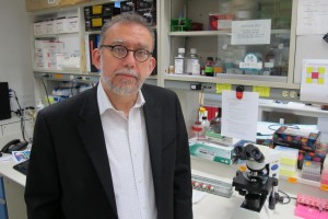 DR. HARISSIOS VLIAGOFTIS